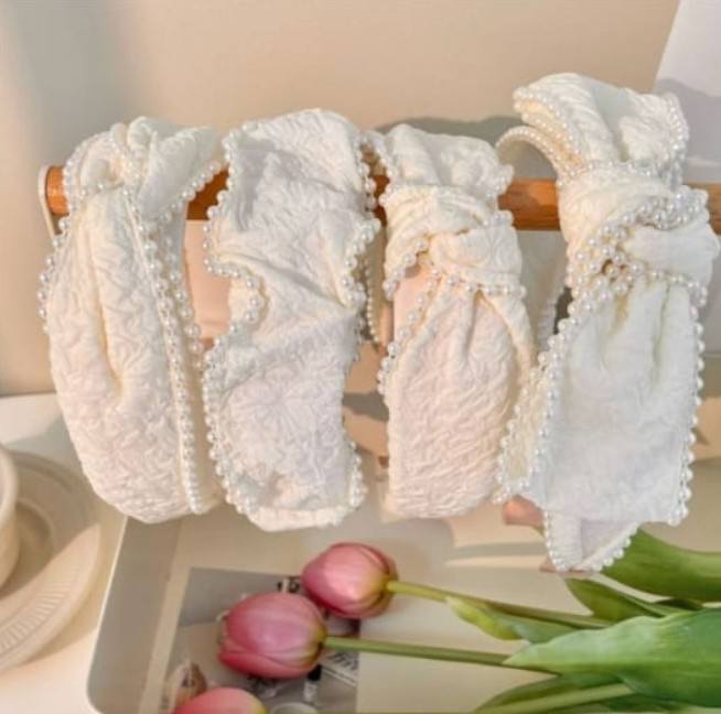 Pearl Knotted Headband