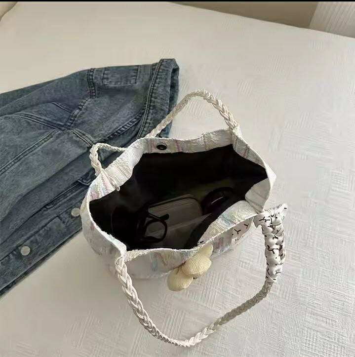 New simple and fashionable large-capacity bag commuter tote bag college student class shoulder bag