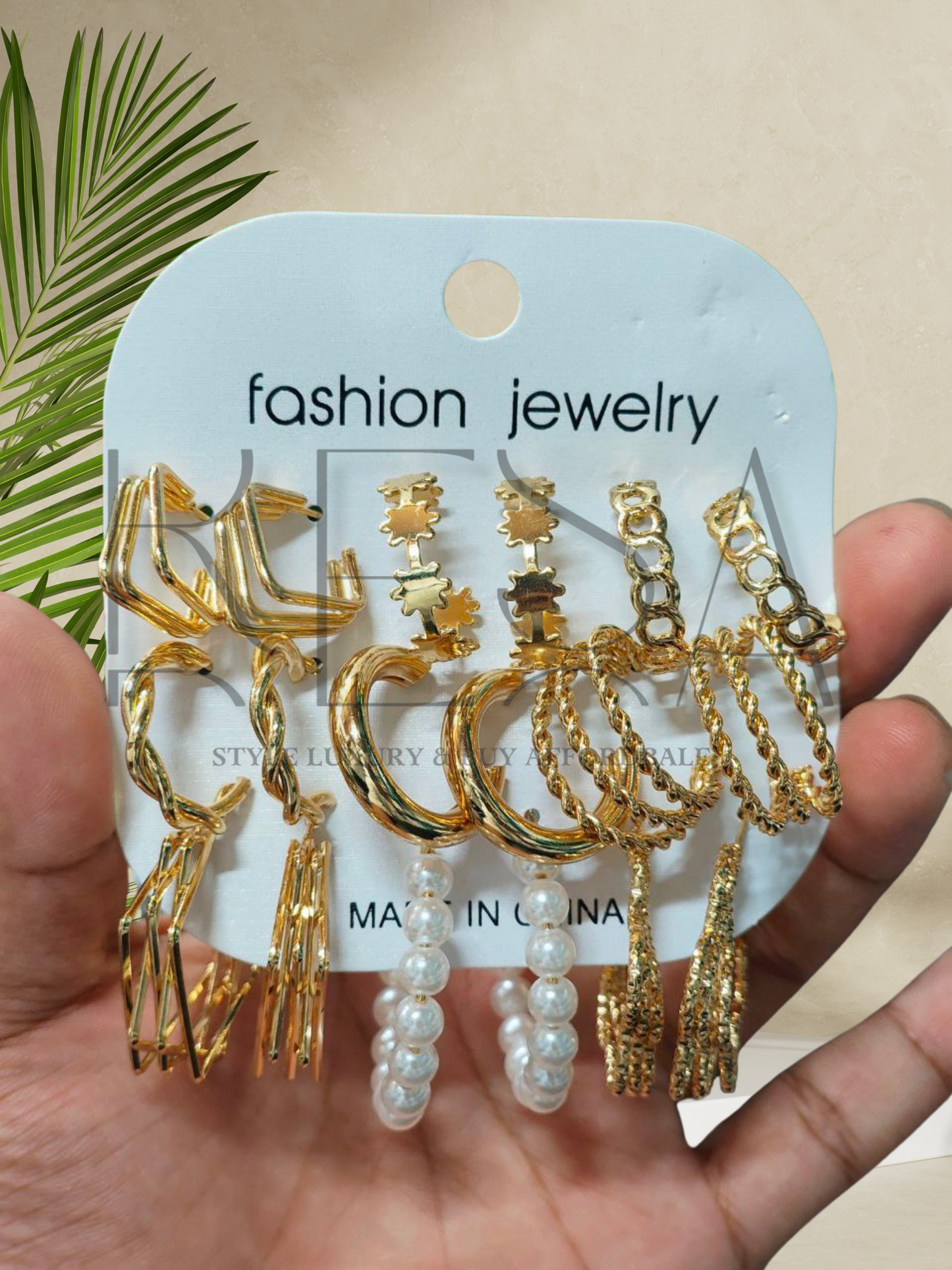 New Gold Color Pearl Hoop Earrings Set New Creative Simple  Hollow Dangle Earring for Women Fashion Trendy Jewelry